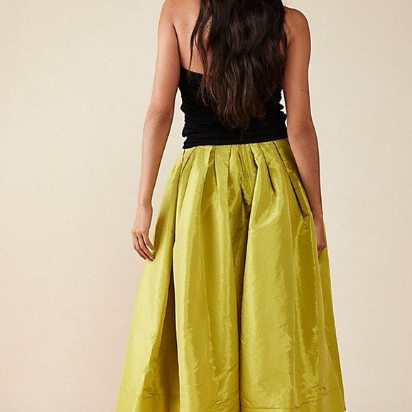 NWOT Free People Emilia Skirt in Chartreuse / Yellow - Picture 1 of 4